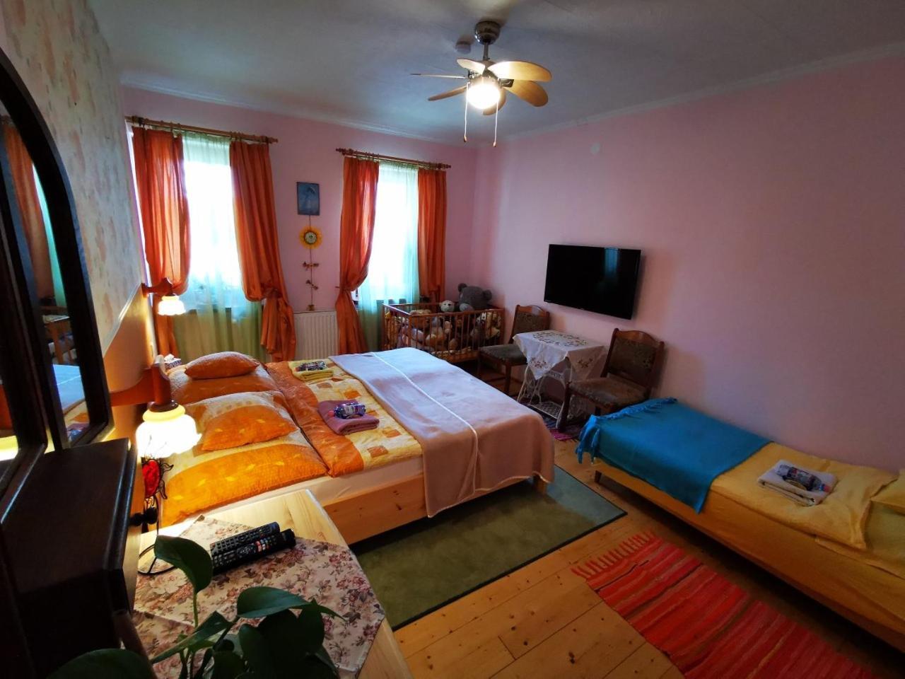 Katica Vendeghaz Somogyvar - Ladybird Villa Somogyvár Exterior photo